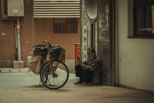 为什么有地震？探寻地球内部力量的奥秘